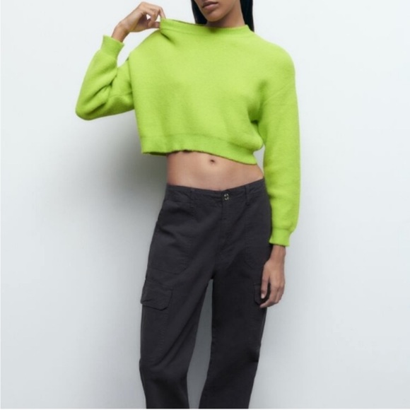 Zara SOFT TOUCH CROPPED KNIT SWEATER - Picture 2 of 5
